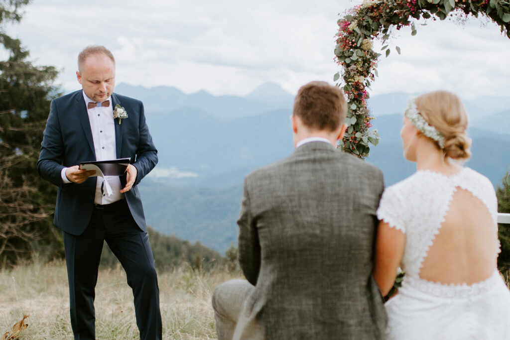 Freie Trauung am Berg auf der Stie Alm