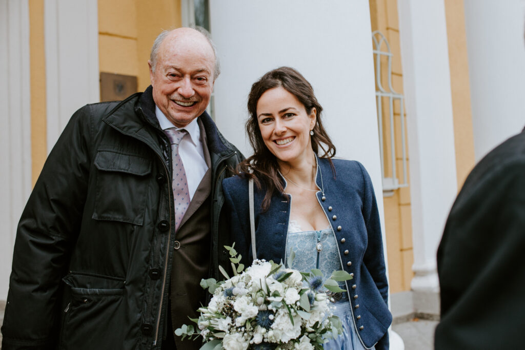 Hochzeit im Standesamt Mandlstrasse München Hochzeitsfotograf Nicole Frank