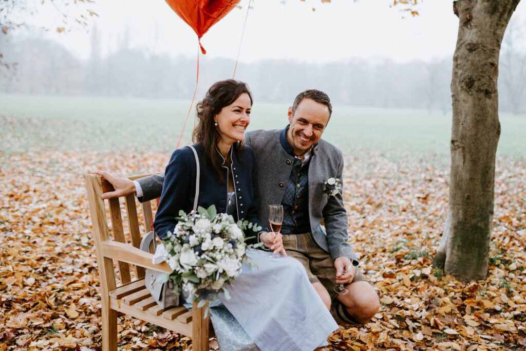 Hochzeit im Standesamt Mandlstraße München Hochzeitsfotograf Nicole Frank