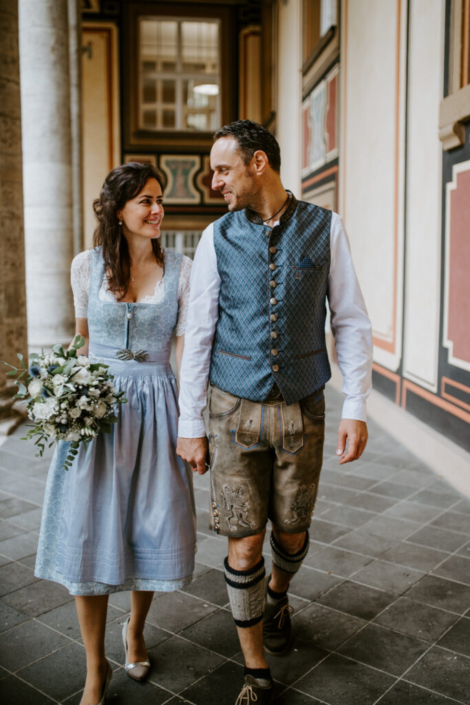 Hochzeit im Standesamt Mandlstraße München Hochzeitsfotograf Nicole Frank